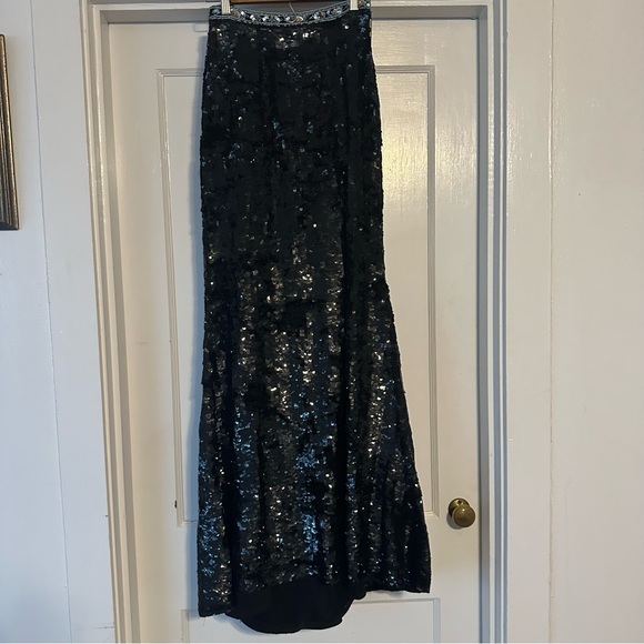 Sherri Hill Skirt Womens 4 Black Sequin Sequence Blue Bead Trim Maxi Slit NEW - Picture 1 of 13